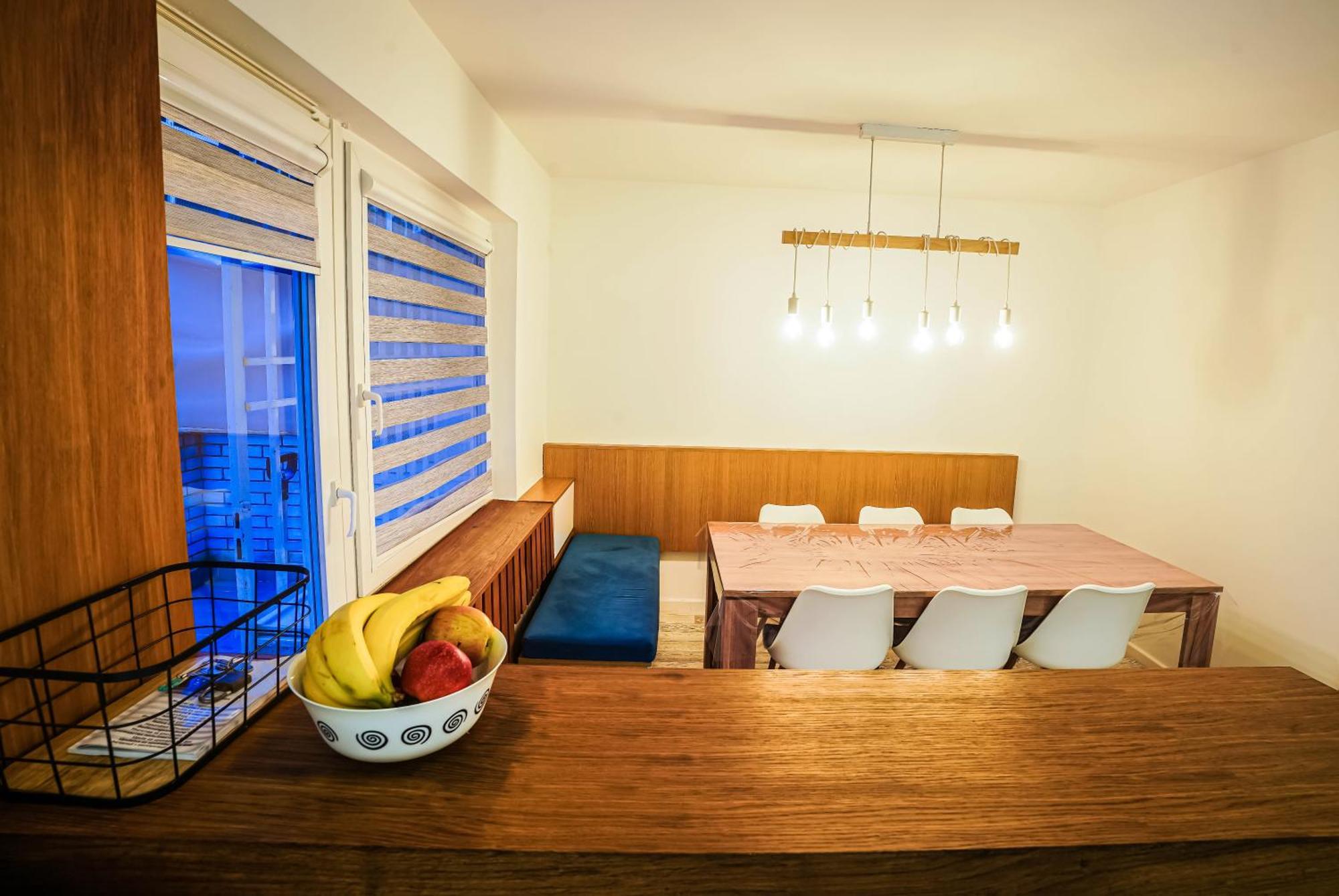 Luxurious 4bdr Retreat With Free Parking Villa Sarajevo