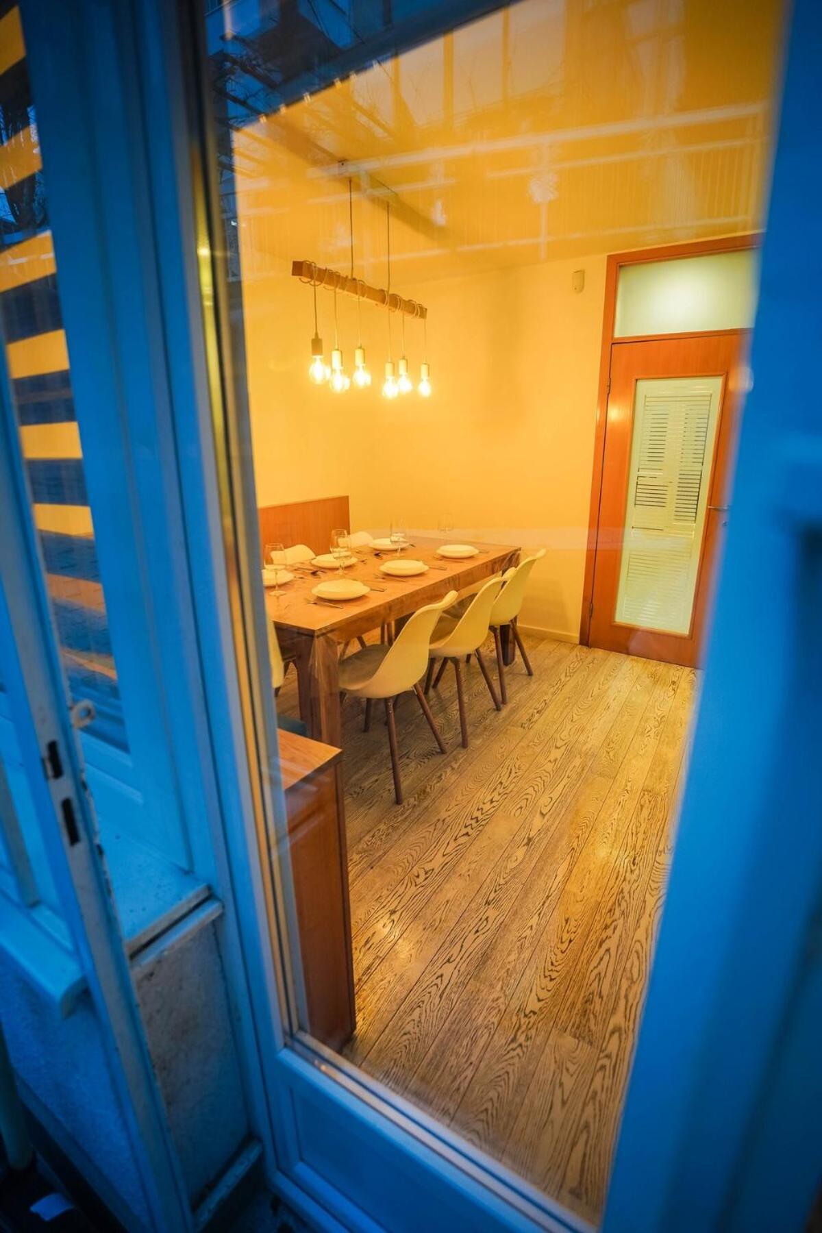 Villa Luxurious 4bdr Retreat With Free Parking *